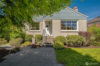 8041 28th Ave NW, Seattle, WA 98117