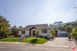 5110 Orange Place, Los Angeles, CA 90008