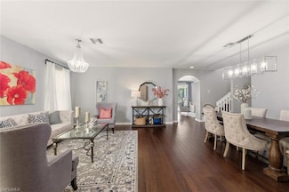 2004 Par Dr, Naples, FL 34120