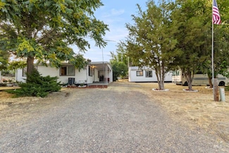 405 Main St, Adrian, OR 97901