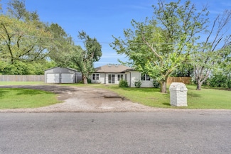 315 Burney Ln, Red Oak, TX 75154