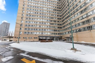8900 E Jefferson Ave Unit 926, Detroit, MI 48214