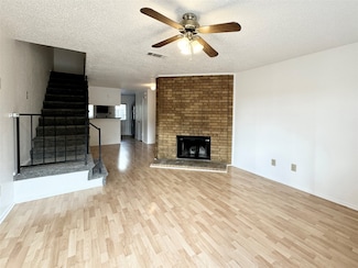 609 Carriagehouse Ln Unit C5, Garland, TX 75040