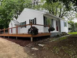 69 Heath St, Oakland, ME 04963