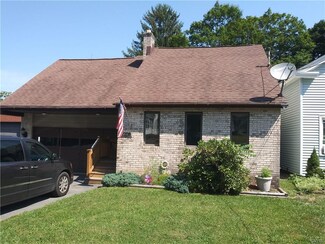 1206 Utica St, Oriskany, NY 13424