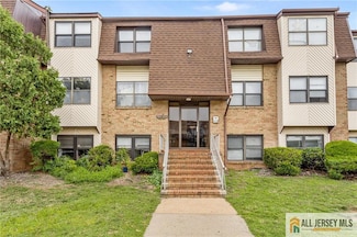 1935 Raspberry Ct Unit 1935, Edison, NJ 08817