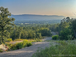 4 State Highway 43, Clayton, OK 74536