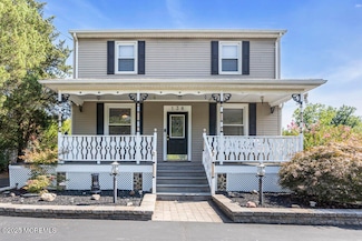 138 Main St, Helmetta, NJ 08828