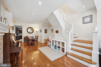 1131 S Divinity St, Philadelphia, PA 19143