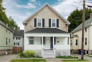 20 Mulberry St, Fairhaven, MA 02719