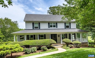 4 Lee Ct, Palmyra, VA 22963