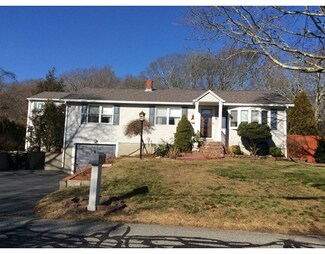 15 Cypress Dr, North Dartmouth, MA 02747
