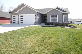 303 Edwards Dr, Glen Carbon, IL 62034