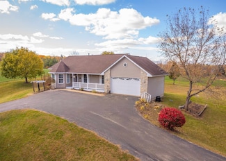 22782A Short Rd, Lanark, IL 61046