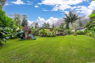 47-806 Ahuimanu Rd, Kaneohe, HI 96744