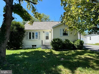 3037 Papermill Rd, Winchester, VA 22601