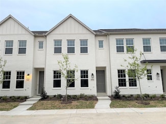 9938 Bates St, Irving, TX 75063