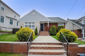 42 Summit Ave, Elmwood Park, NJ 07407