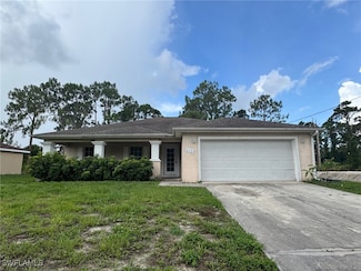 1146 Pisa St E, Lehigh Acres, FL 33974