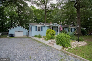 38402 Robin Hood Rd, Delmar, DE 19940