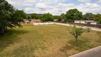 519 Lucille St Unit 11, 12, Kerrville, TX 78028
