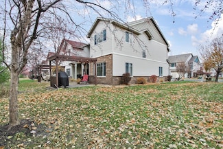 198 Morgan Ln, Circle Pines, MN 55014