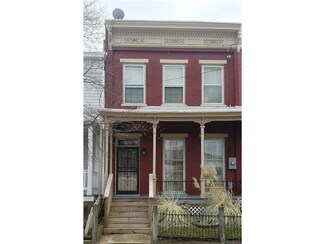 919 W Clay St, Richmond, VA 23220