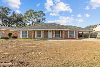 216 Orgeron Dr, Lafayette, LA 70506