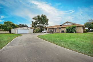 342 Davis Rd, Taft, TX 78390