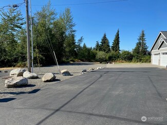 12425 20th St E, Edgewood, WA 98372