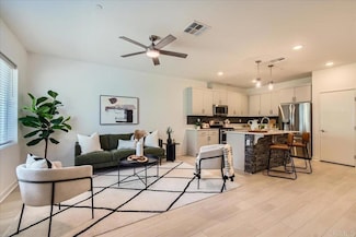 35107 Rangpur Ln, Fallbrook, CA 92028