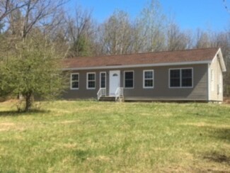4 Hersey Ln, Newmarket, NH 03857