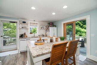 30 Pigeon Hill St, Rockport, MA 01966