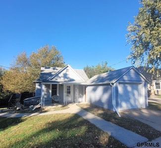 624 S 8th St, Plattsmouth, NE 68048