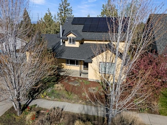 828 NE Robin Ct, Bend, OR 97701