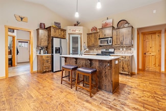 161 Oakmont Loop, Columbia Falls, MT 59912