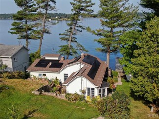 47813 Dingman Point Ln, Alexandria Bay, NY 13607