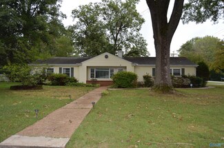 1414 15th Ave SE, Decatur, AL 35601