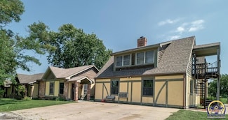 1505 Linn St, Valley Falls, KS 66088
