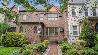6477 82nd Place, Middle Village, NY 11379