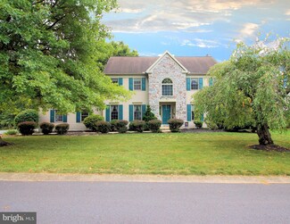 2662 Valley View Dr, Lancaster, PA 17601