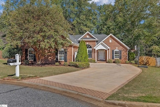310 Saint Croix Ct, Greer, SC 29651