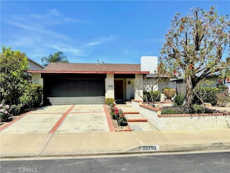22792 La Quinta Dr, Mission Viejo, CA 92691