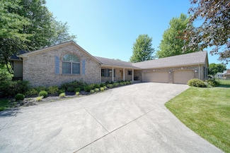 9979 Summerfield Rd, Temperance, MI 48182