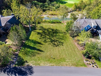 685 Sam Snead Dr, White Sulphur Springs, WV 24986