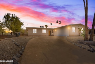 2117 S Torrey Pines Cir, Tucson, AZ 85710