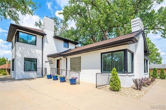 1118 S Laclede Station Rd, St. Louis, MO 63119