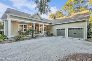 2420 Wilson Dr, Beaufort, SC 29902