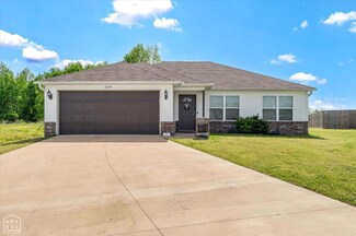 4529 Willow Pointe Dr, Jonesboro, AR 72405