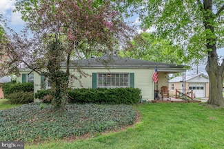 39 Maple Ave, Walnut Bottom, PA 17266